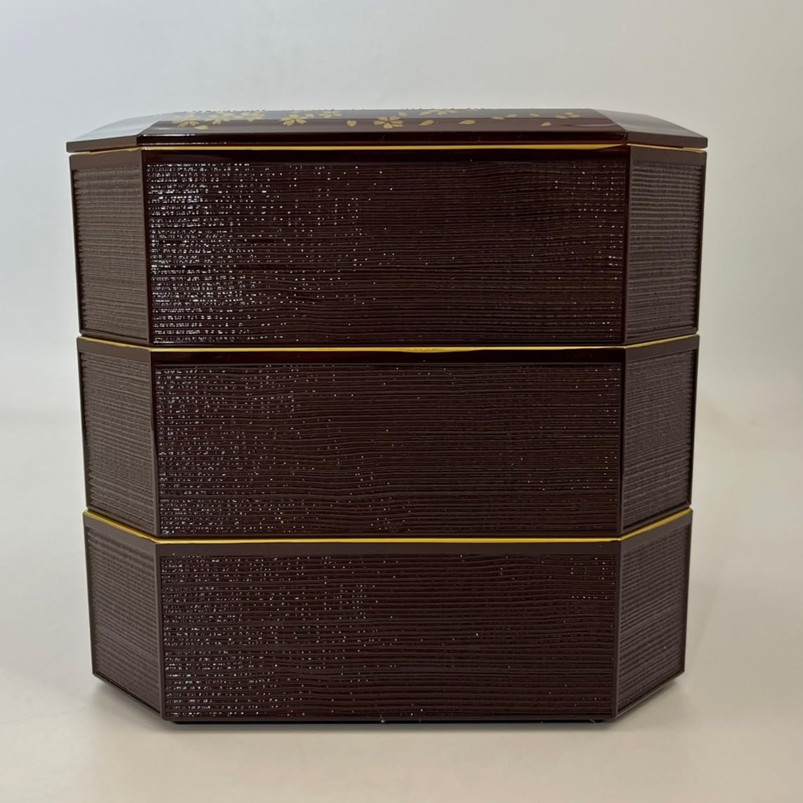 Amazon｜山中塗 溜塗 焼杉 三段重 6.0 溜さくら M12472-9｜重箱